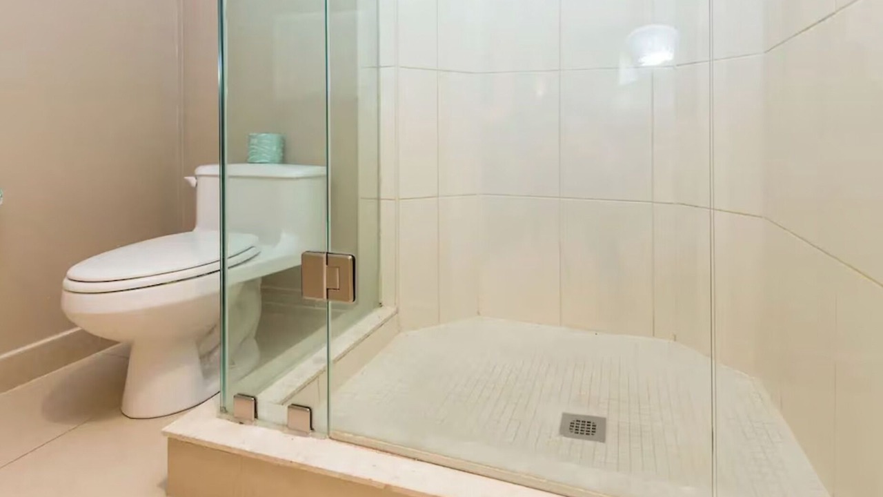 Photo of Bathroom in Oro-Medonte