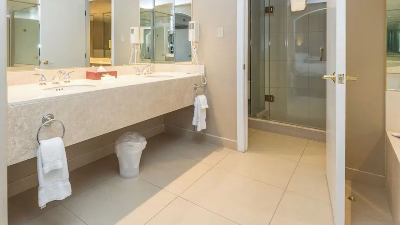 Photo of Bathroom in Oro-Medonte