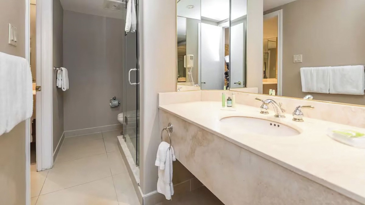 Photo of Bathroom in Oro-Medonte