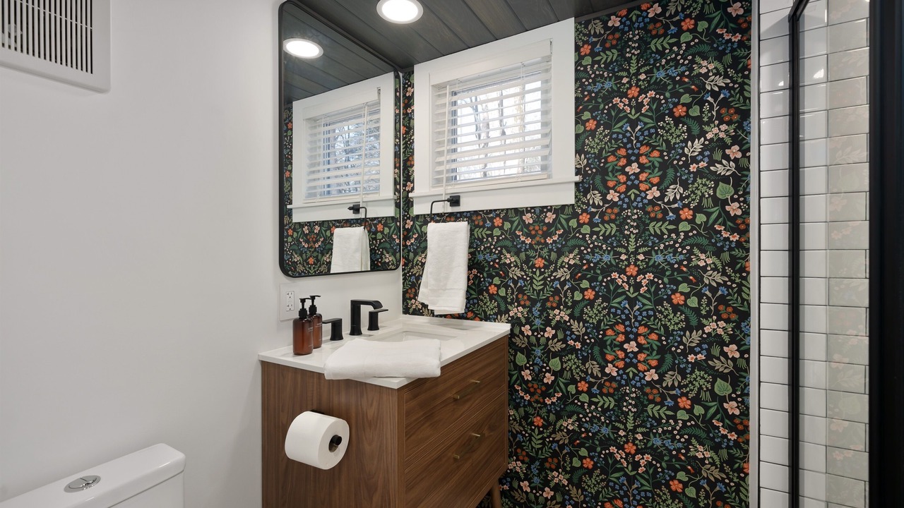 Photo of Bathroom in Laurelville