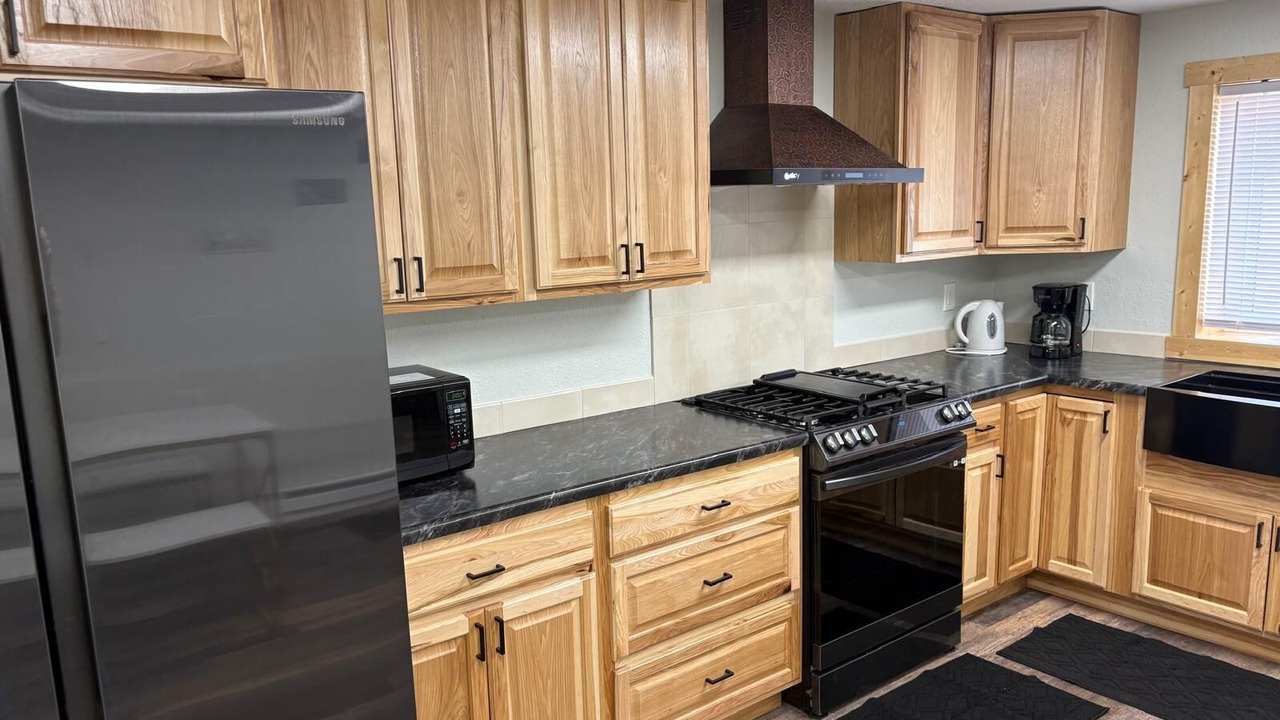 Photo of Kitchen in Lingle