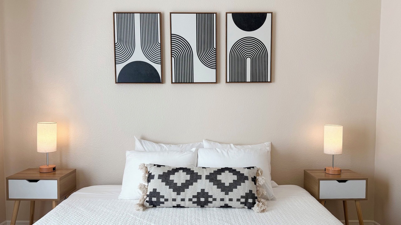 Photo of Bedroom in Sherman Oaks