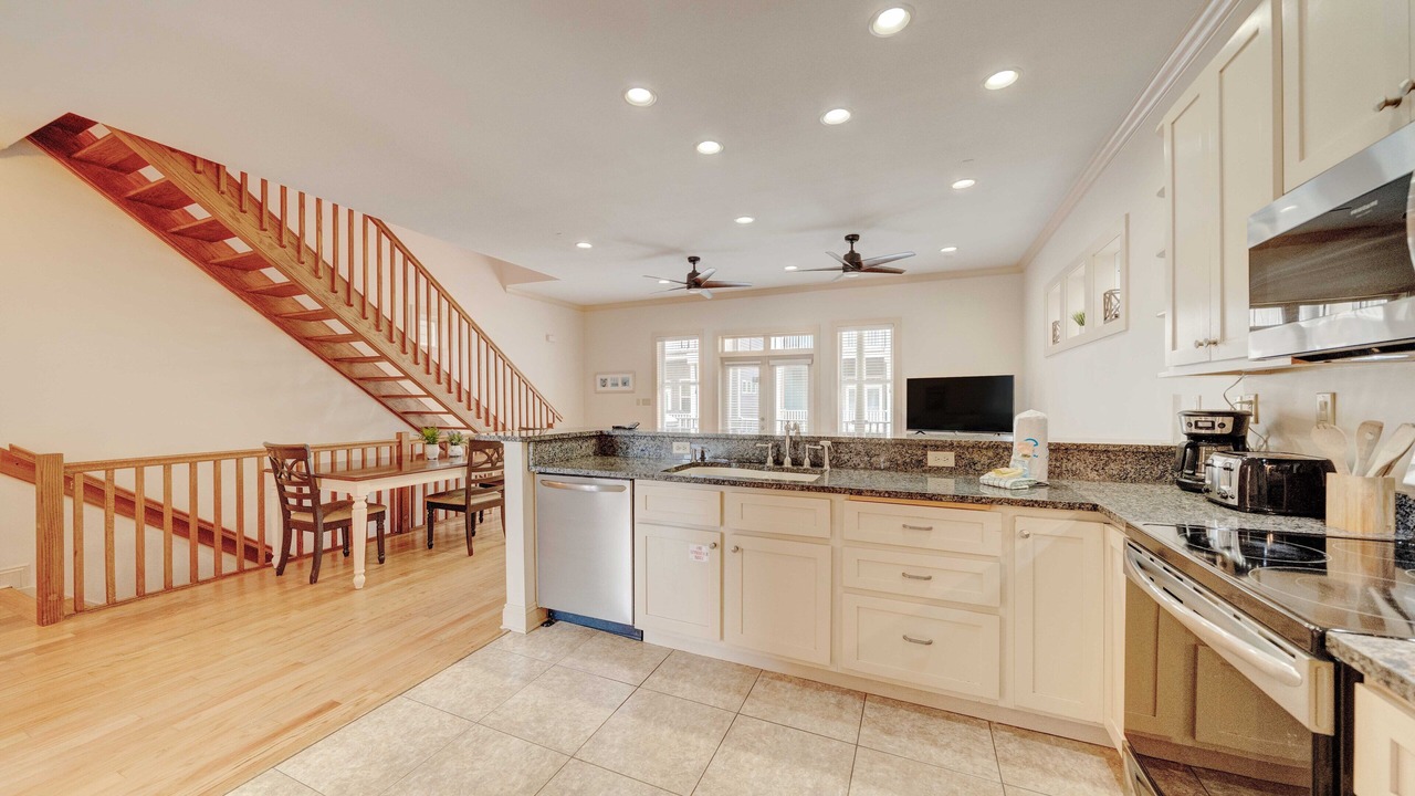 Photo of Kitchen in Crescent Beach