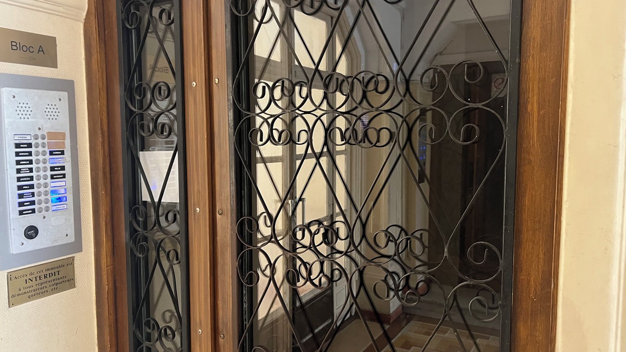 Photo of Others in Vernier