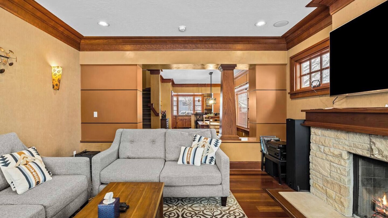 Photo of Livingroom in Sunset