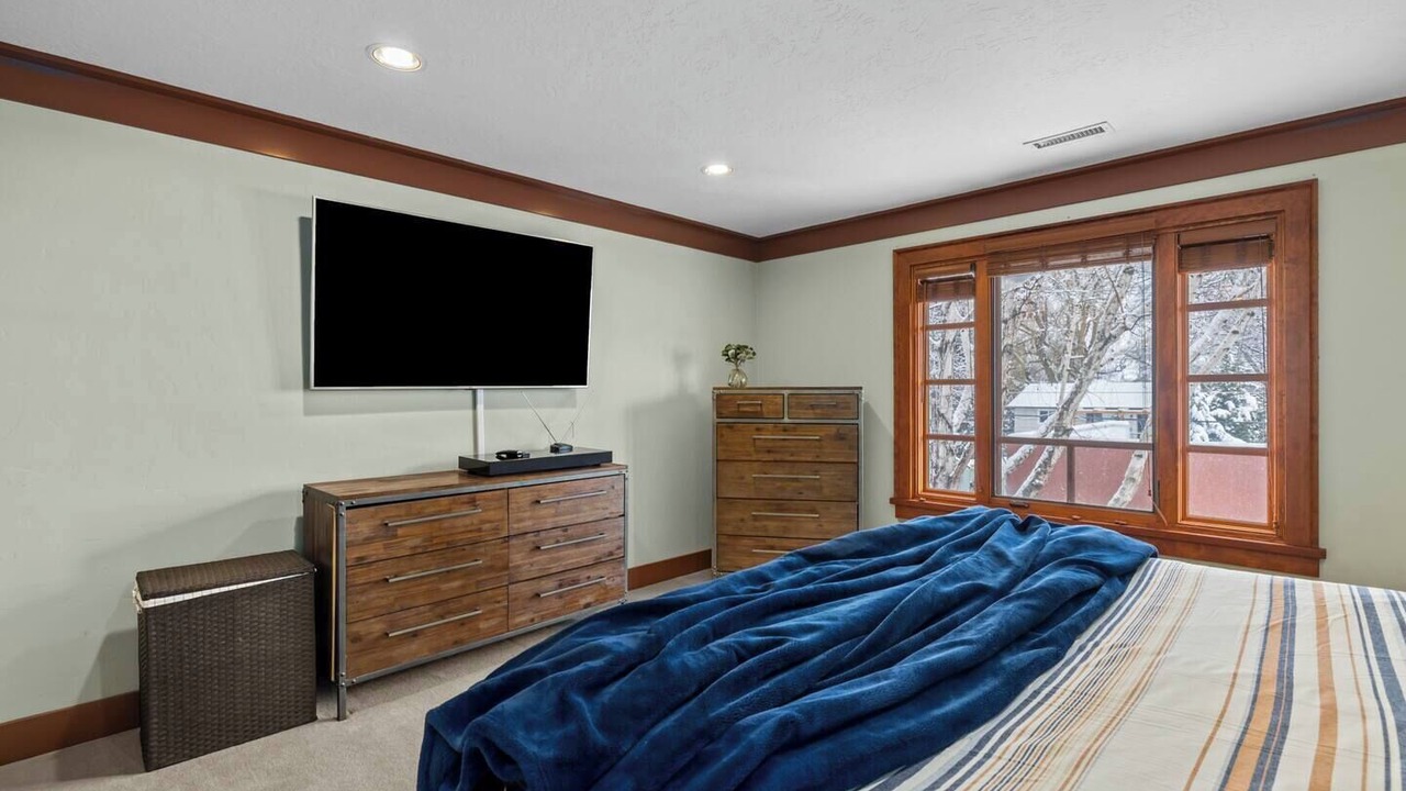 Photo of Bedroom in Sunset