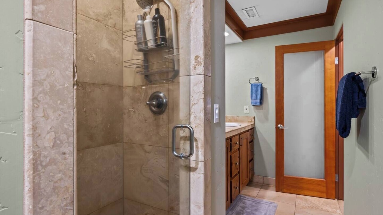 Photo of Bathroom in Sunset