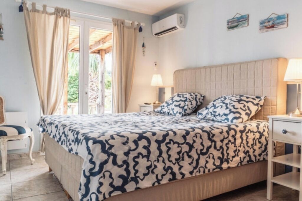 Photo of Bedroom in Tourouzelle