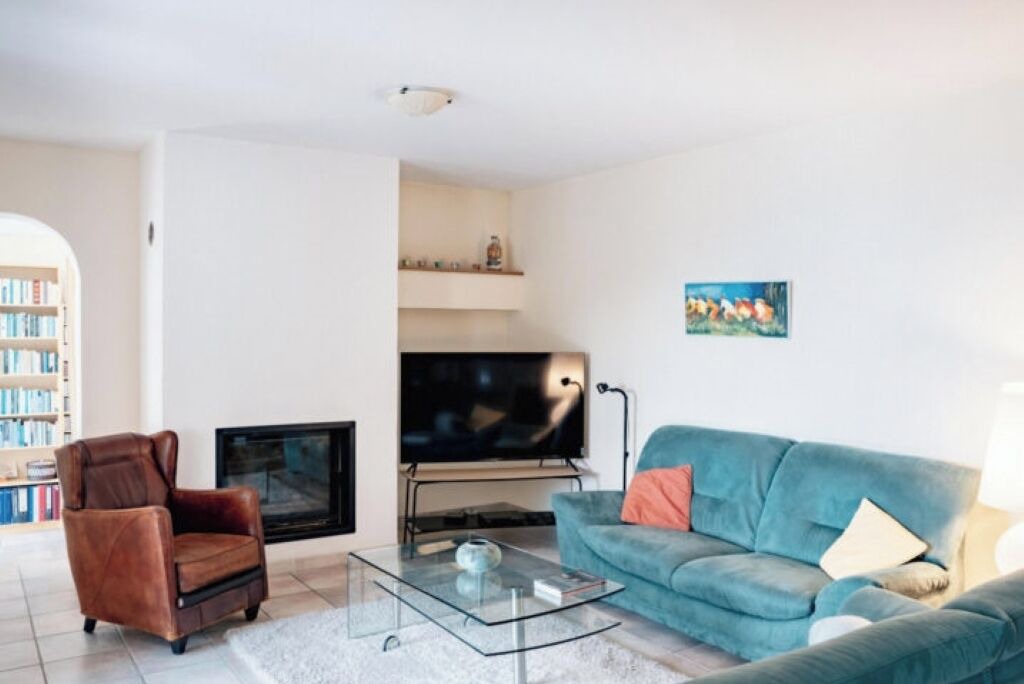 Photo of Livingroom in Siran