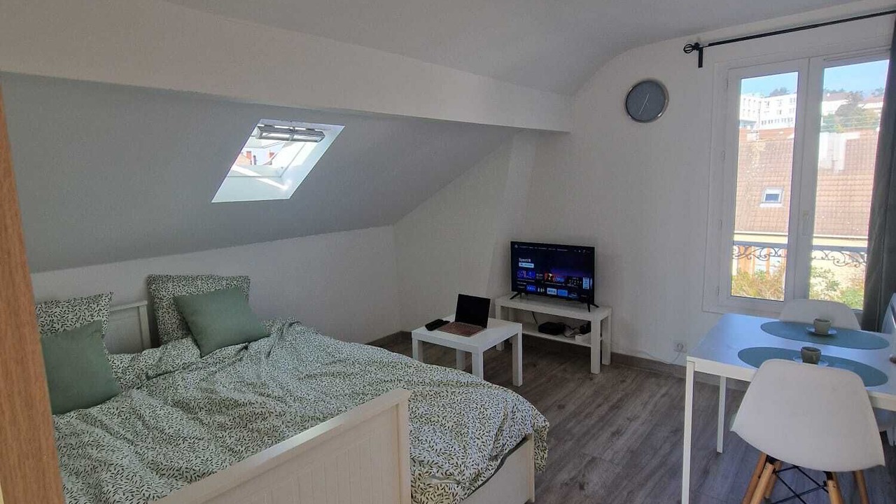 Photo of Bedroom in Argenteuil