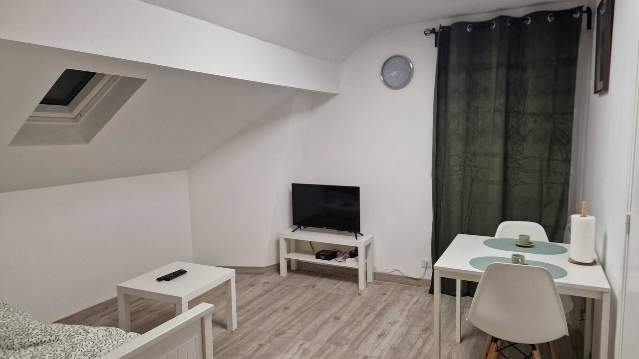 Photo of Bedroom in Argenteuil