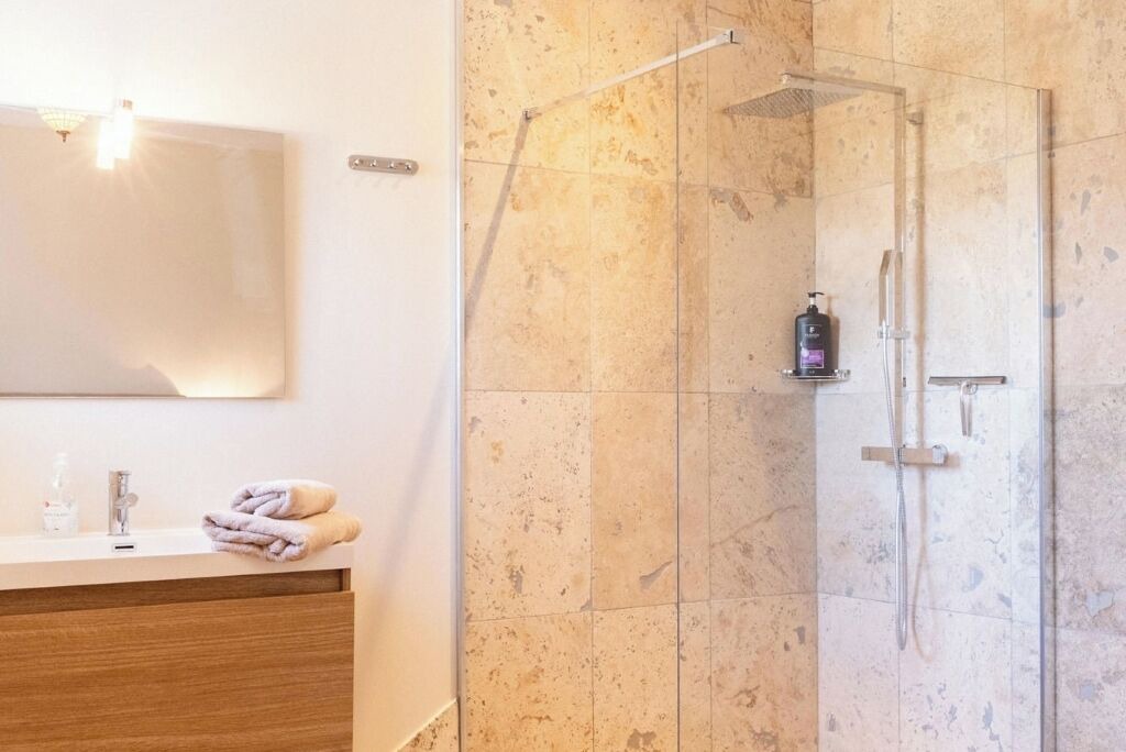 Photo of Bathroom in Pouzols-Minervois