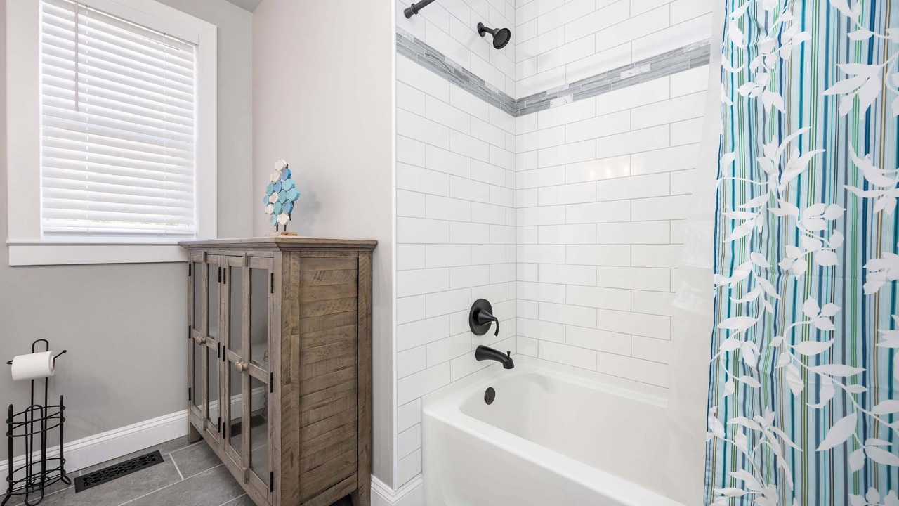 Photo of Bathroom in West Ocean City