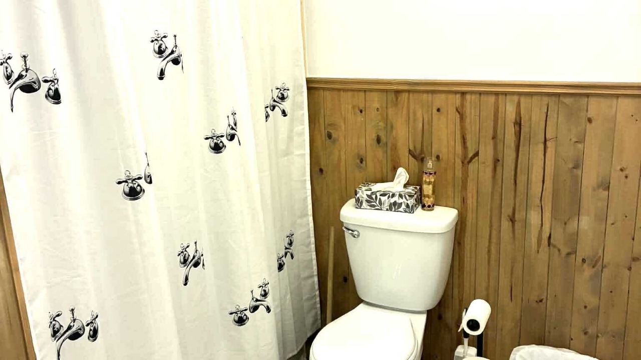 Photo of Bathroom in Saint-Philemon
