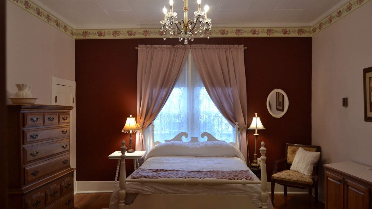 Photo of Bedroom in Greenfield