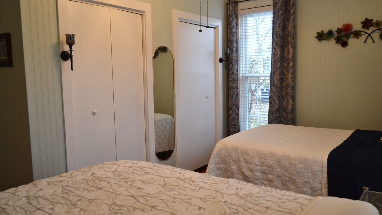 Photo of Bedroom in Greenfield