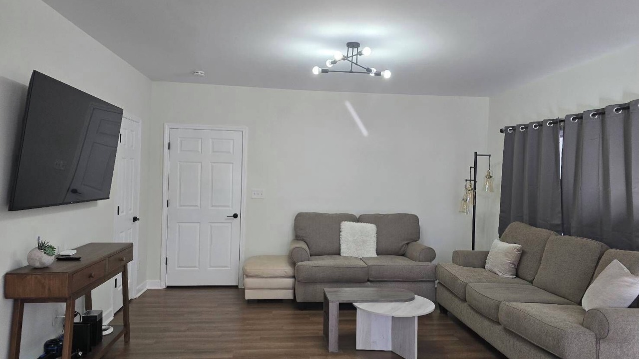 Photo of Livingroom in Durham