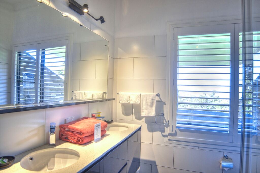 Photo of Bathroom in Ocean View