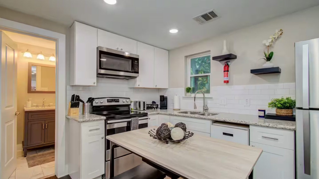 Photo of Kitchen in Greater East End