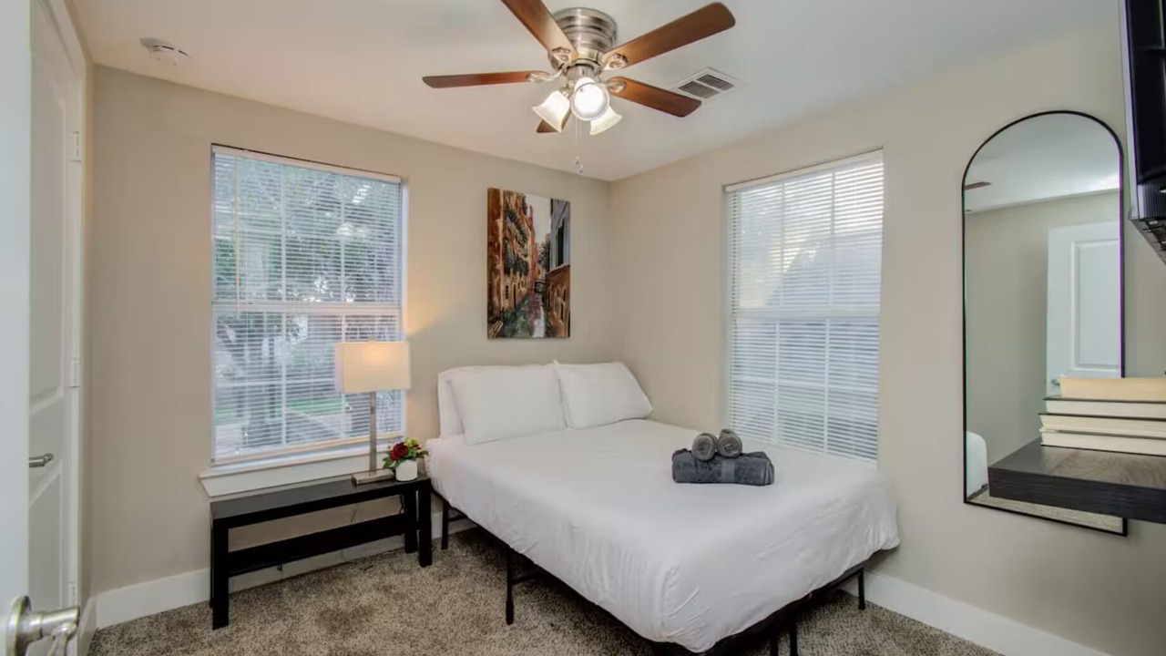 Photo of Bedroom in Greater East End