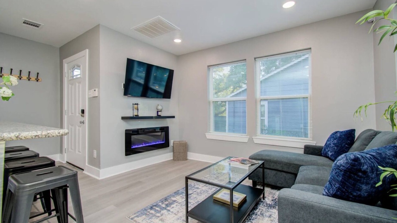 Photo of Livingroom in Greater East End