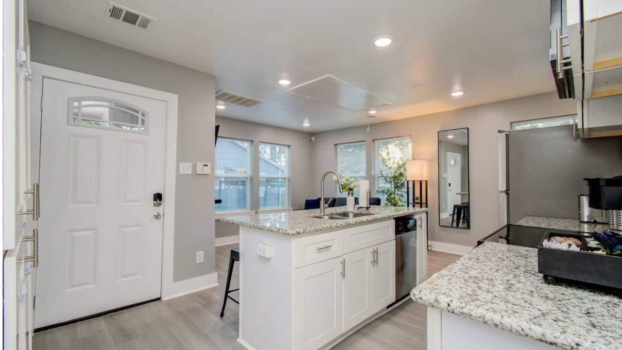 Photo of Kitchen in Greater East End