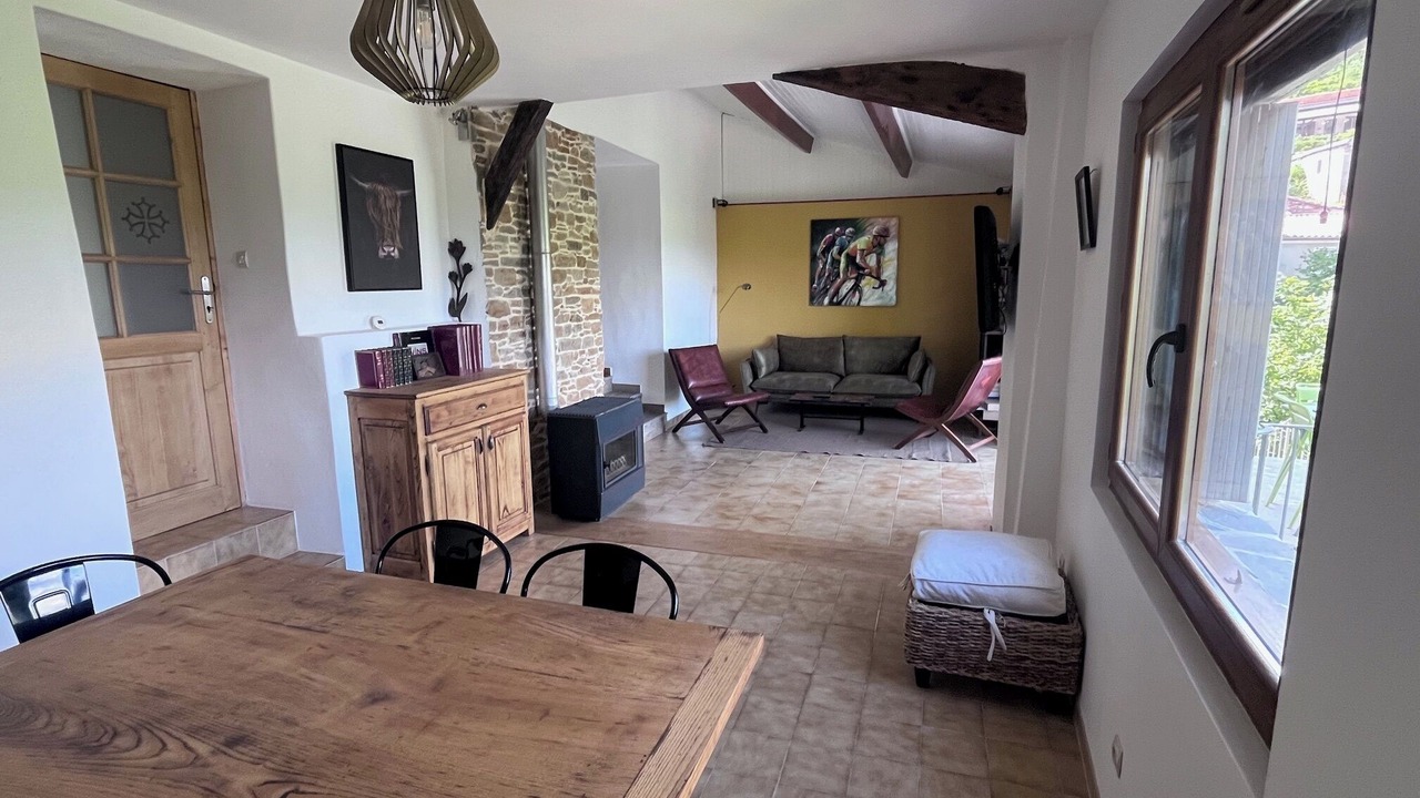 Photo of Livingroom in Montdardier