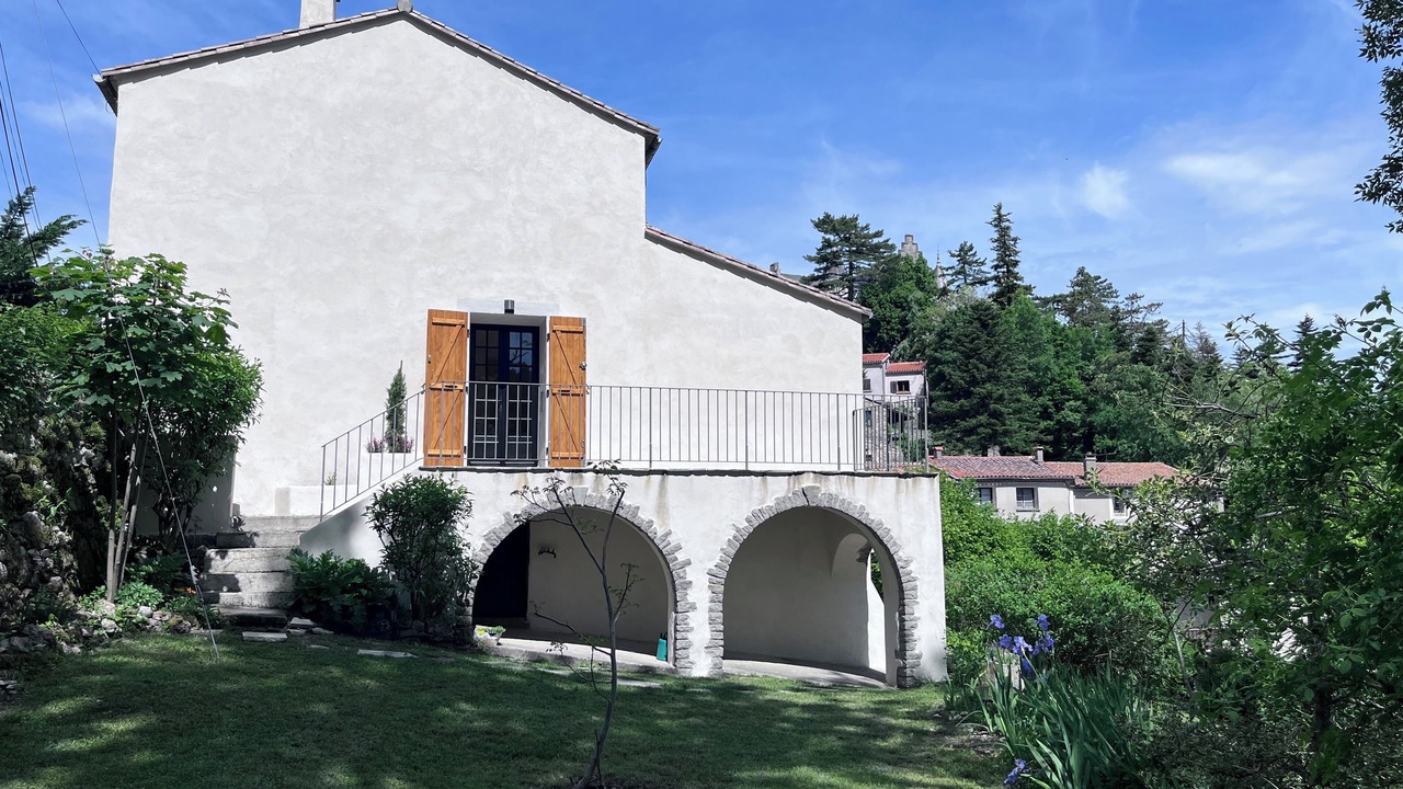 Photo of Outdoor in Montdardier