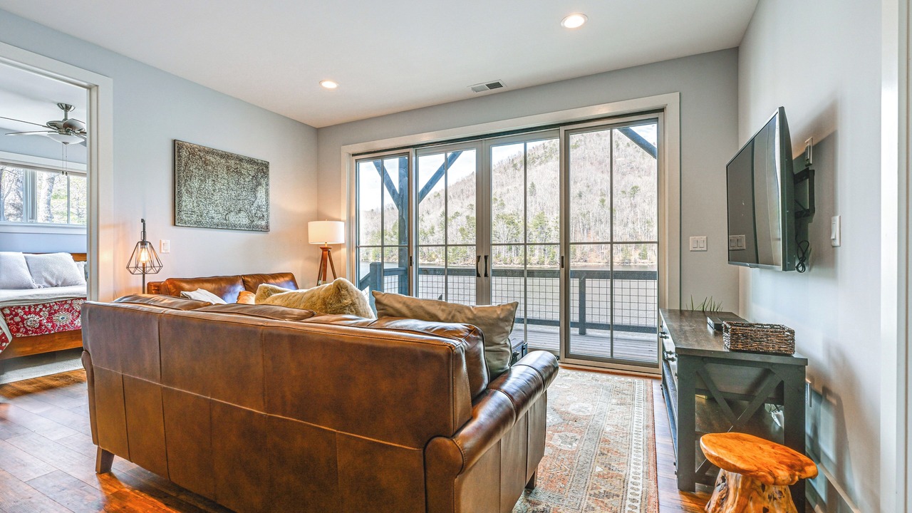 Photo of Livingroom in Bear Lake Reserve