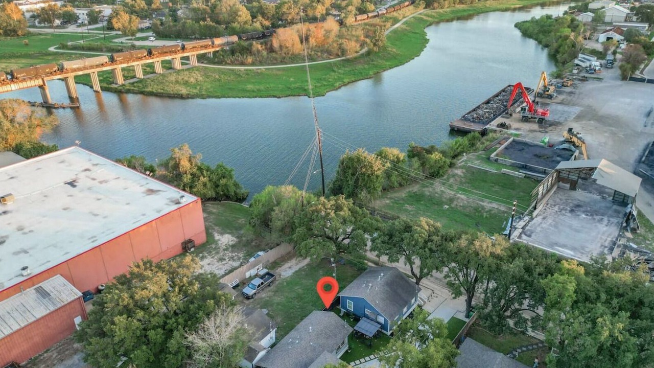 Photo of Outdoor in Greater East End