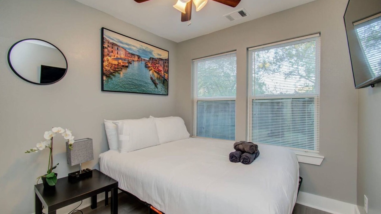 Photo of Bedroom in Greater East End