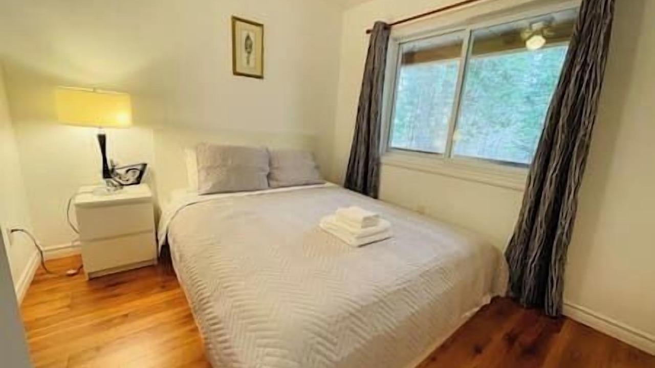 Photo of Bedroom in Sebright