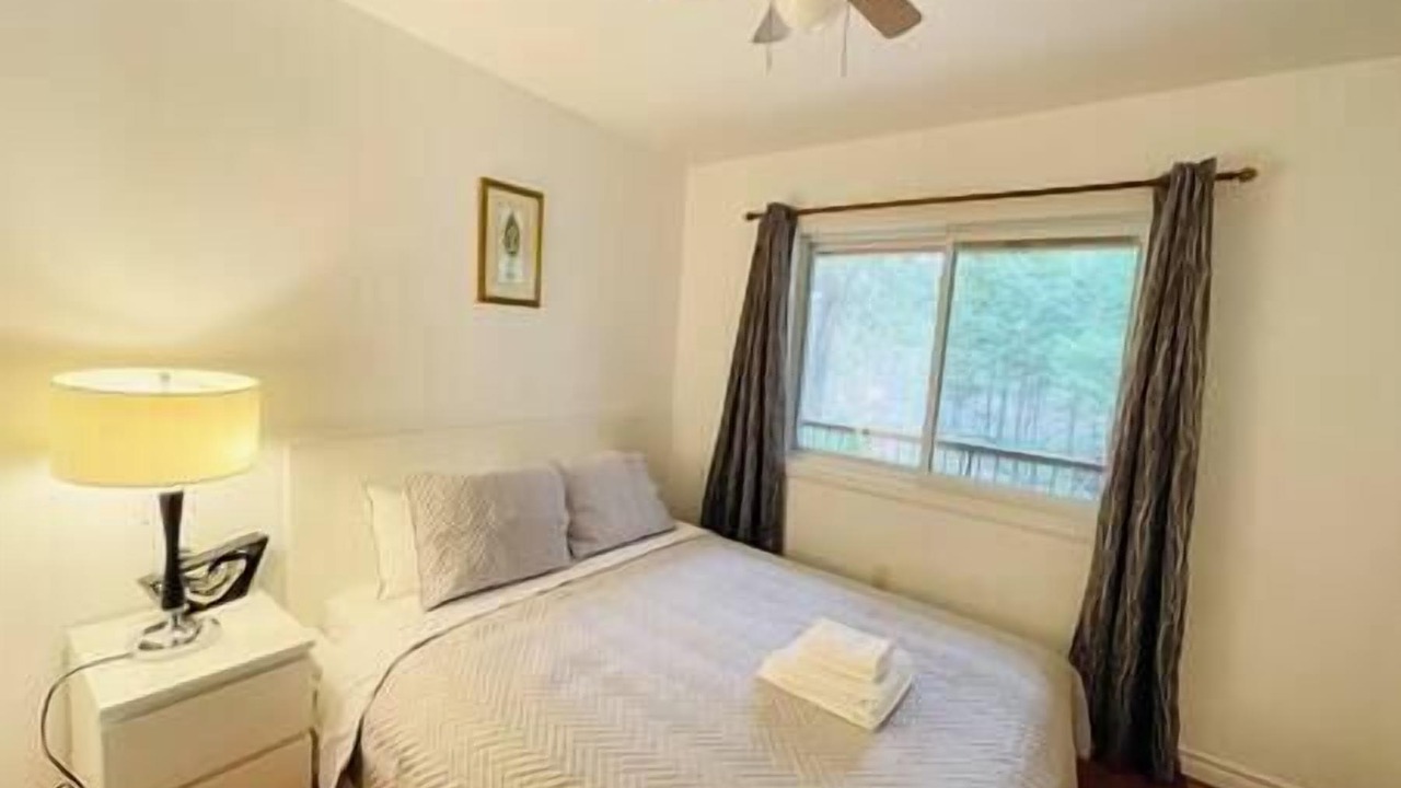 Photo of Bedroom in Sebright