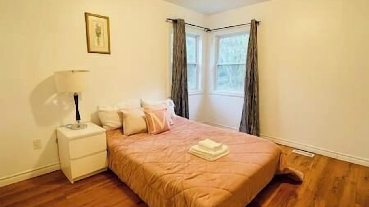 Photo of Bedroom in Sebright