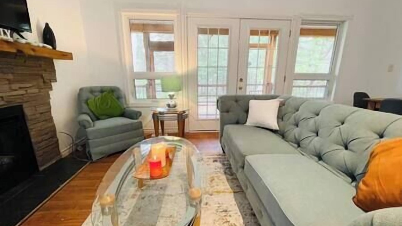 Photo of Livingroom in Sebright