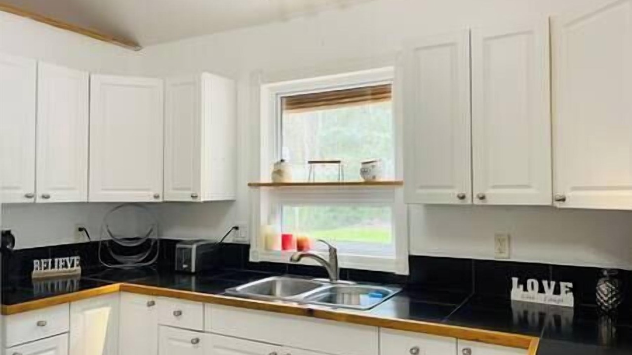 Photo of Kitchen in Sebright