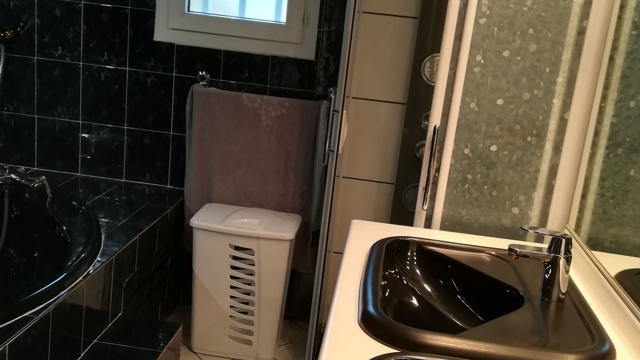 Photo of Bathroom in La Turballe