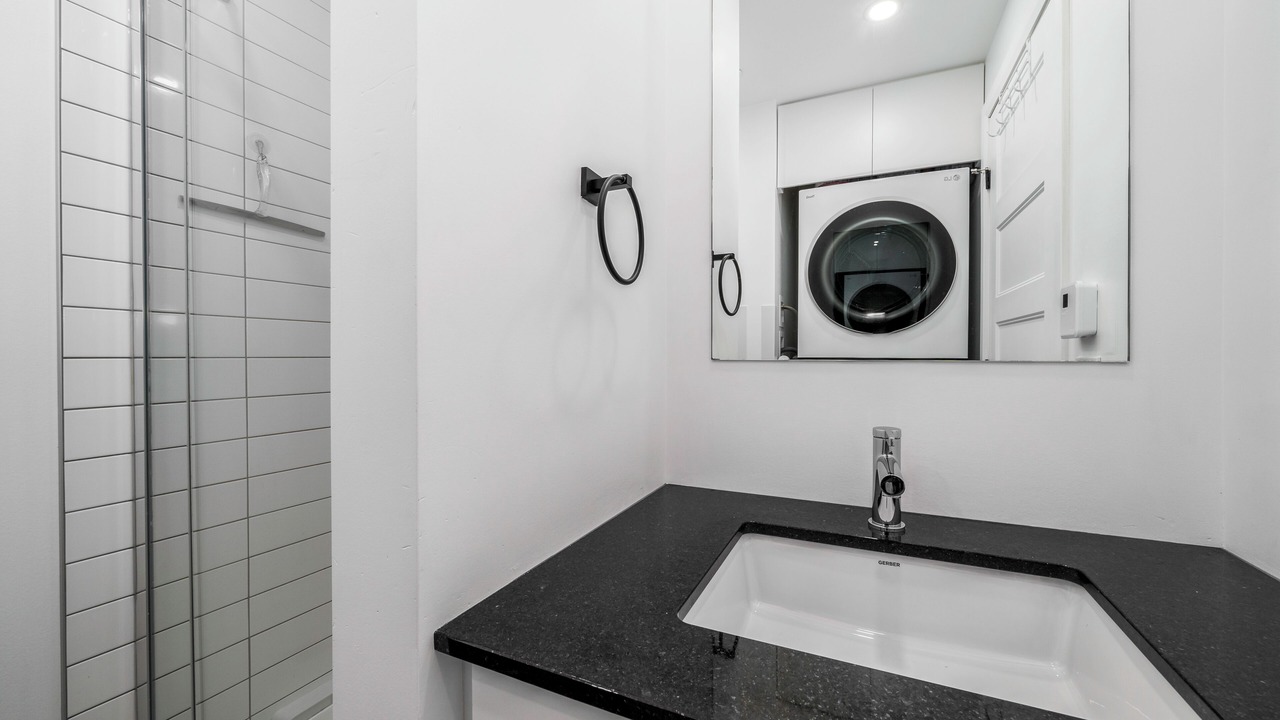 Photo of Bathroom in La Cite-Limoilou