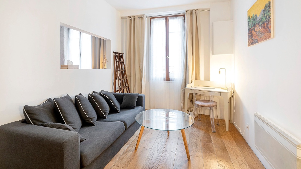 Photo of Livingroom in Quartier de la Salpetriere