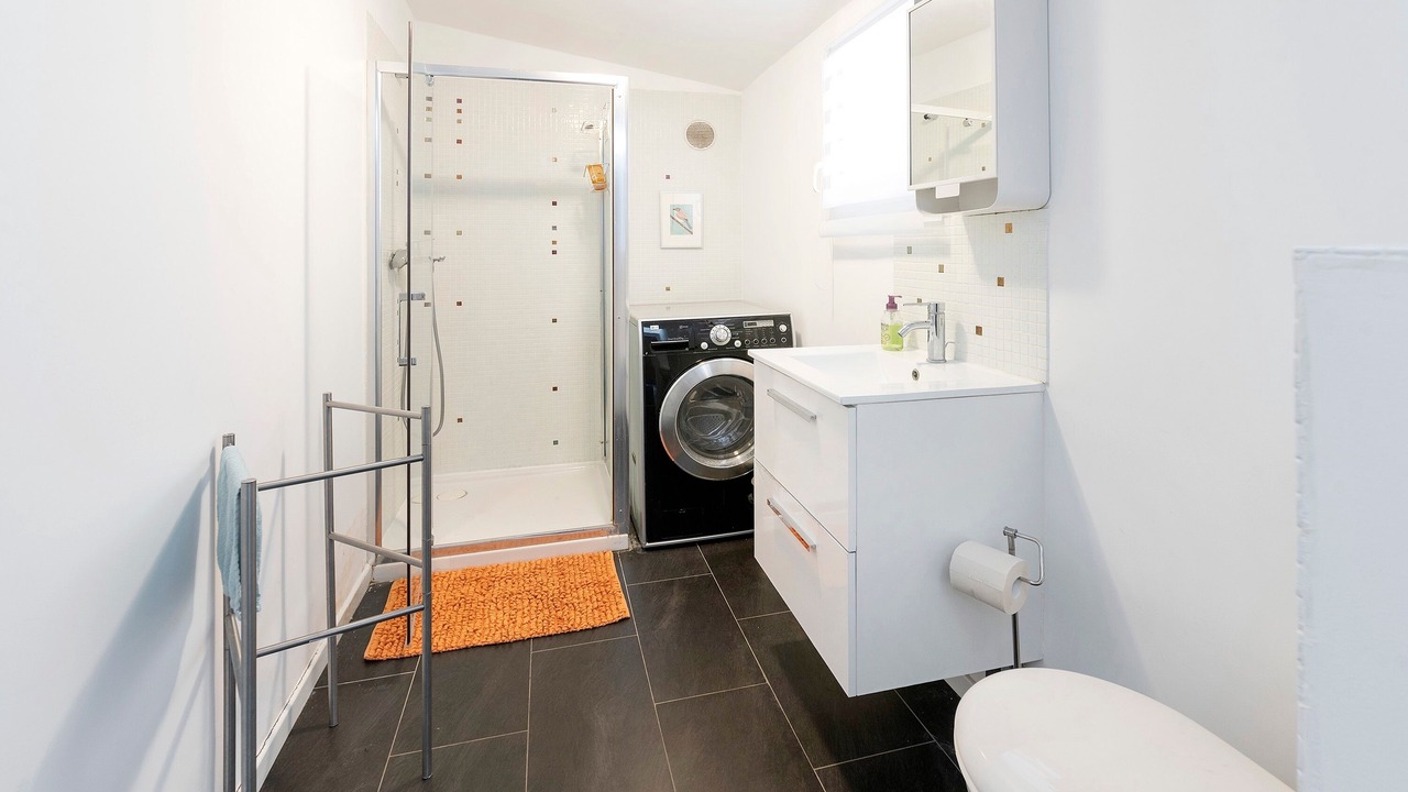 Photo of Bathroom in Quartier de la Salpetriere