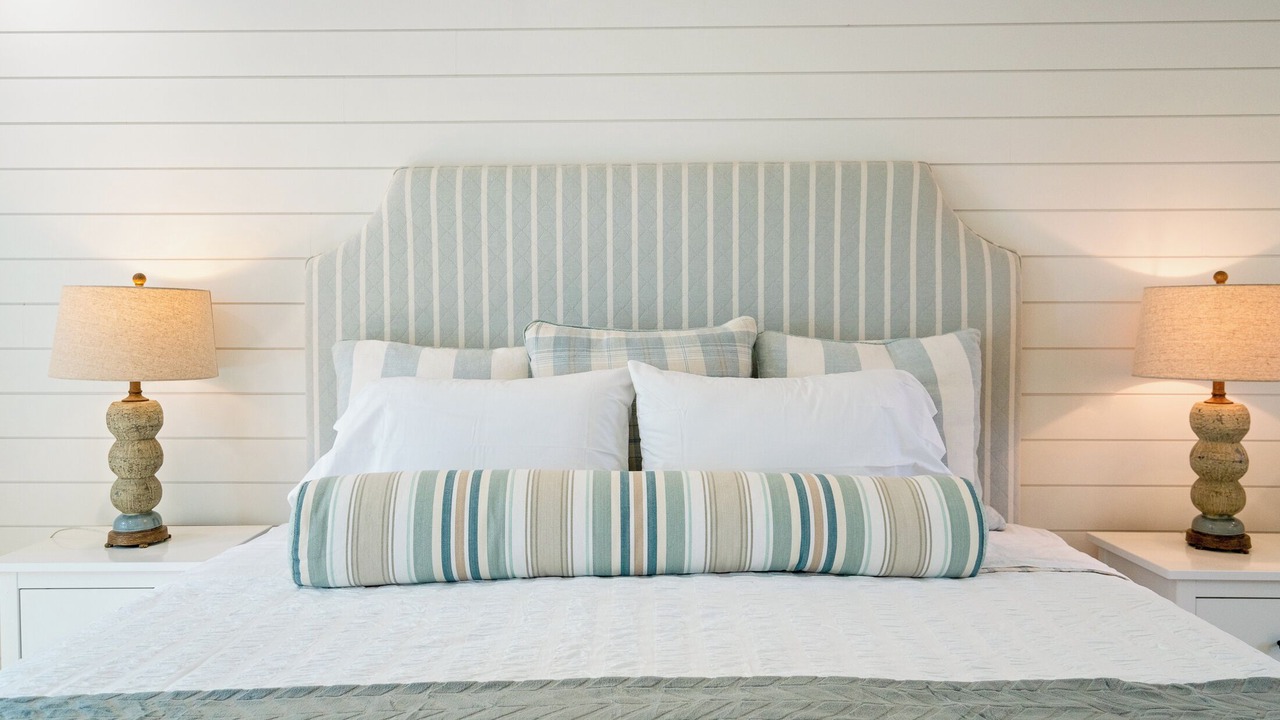 Photo of Bedroom in Waverly Beach