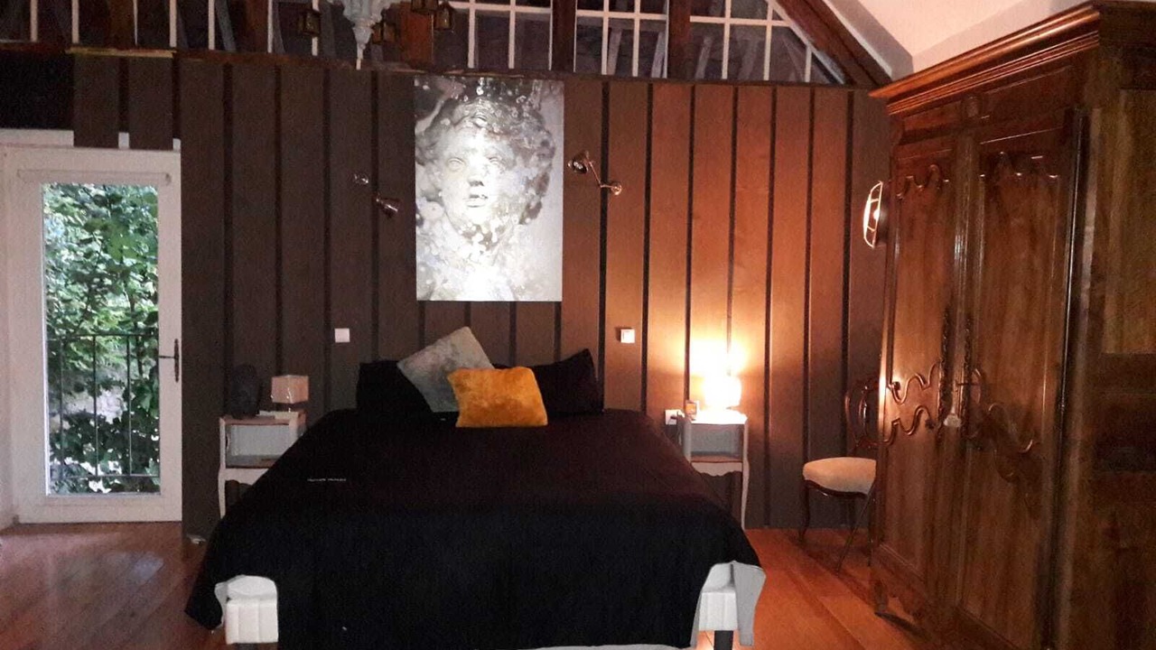 Photo of Bedroom in Sainte-Barbe-sur-Gaillon