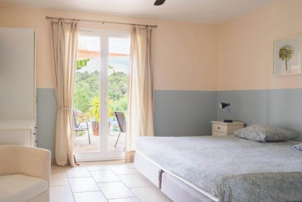 Photo of Bedroom in Prades-sur-Vernazobre