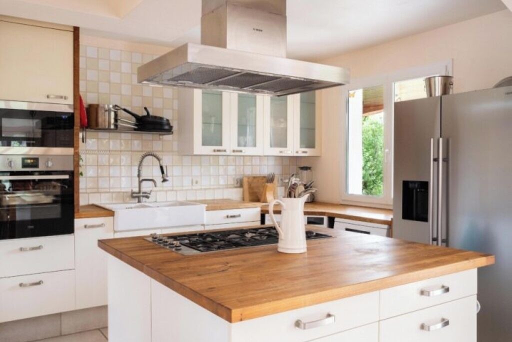 Photo of Kitchen in Prades-sur-Vernazobre