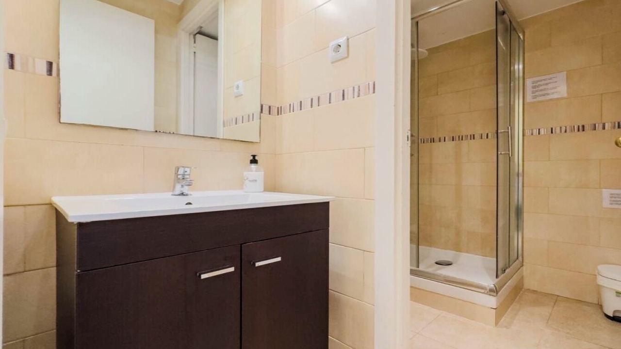 Photo of Bathroom in El Poble-sec