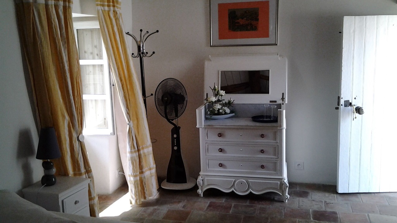 Photo of Bedroom in Rousson