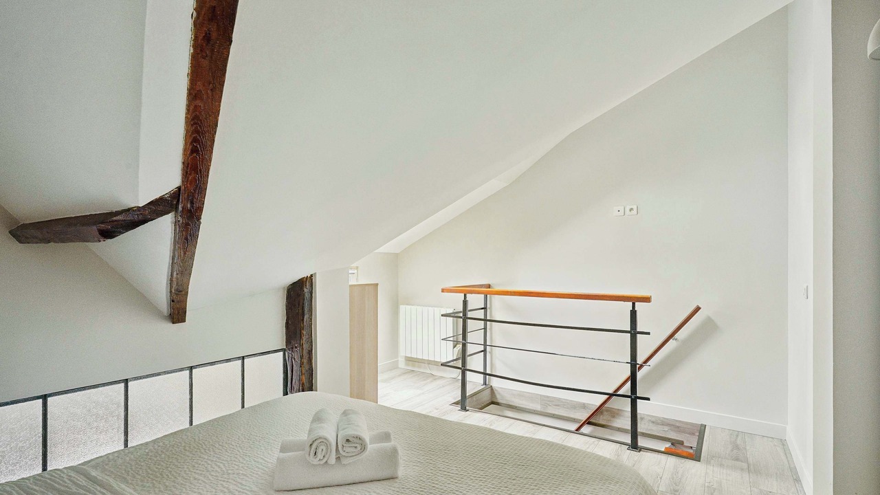 Photo of Bedroom in Arts-et-Metiers