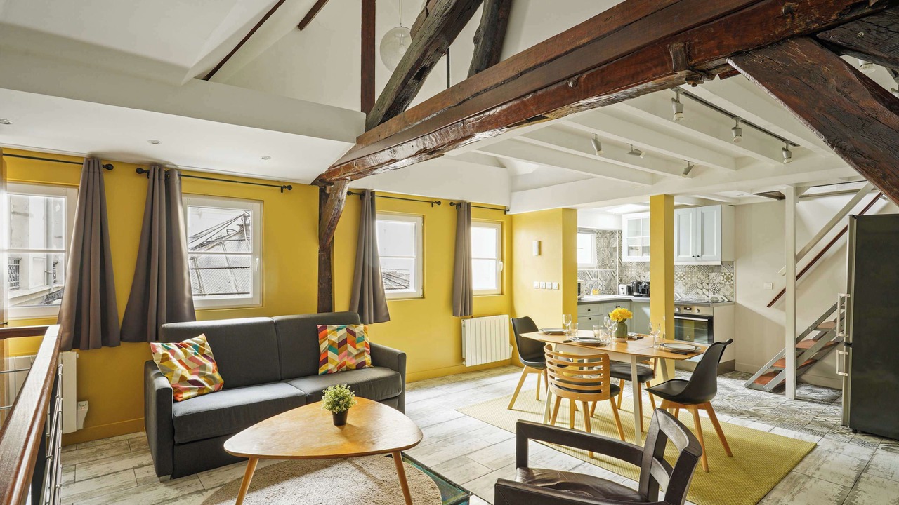 Photo of Livingroom in Arts-et-Metiers