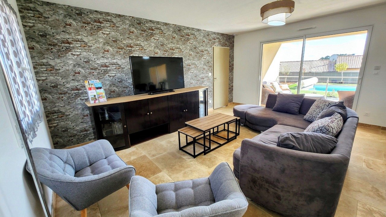 Photo of Livingroom in Joyeuse