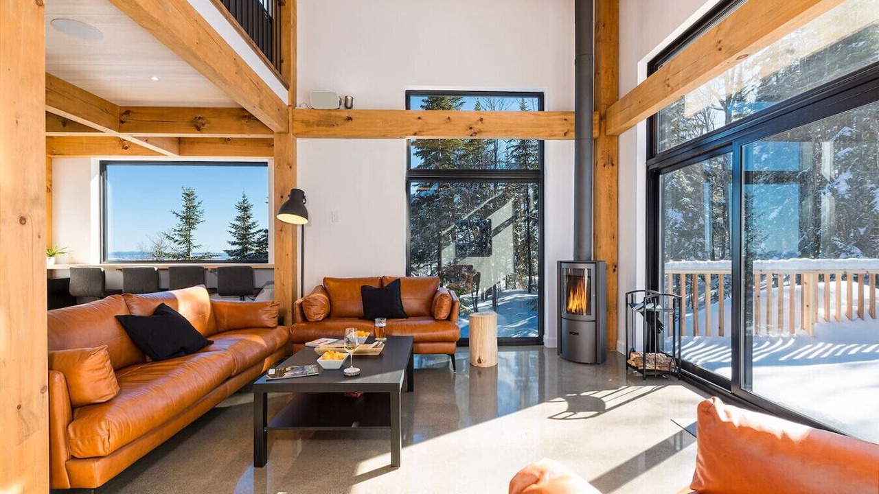 Photo of Livingroom in Petite-Riviere-Saint-Francois